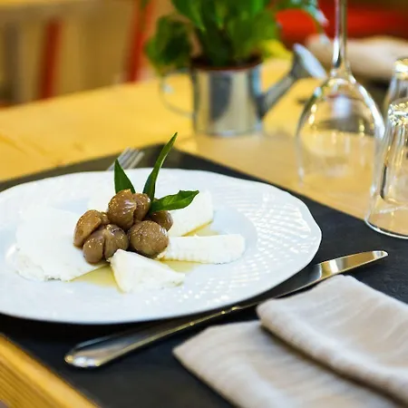 ホテル Restaurant La Barme