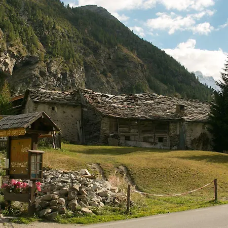 Restaurant La Barme Hotel 3*