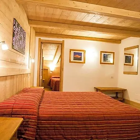 Restaurant La Barme Отель Конье